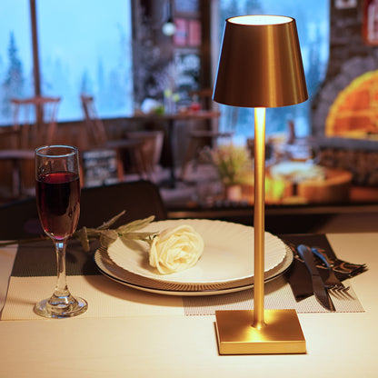 NOVANTA LIGHTING - Lampada da Tavolo LED in alluminio